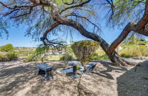 Wickenburg House | Backyard Oasis and Hot Tub Mtn-View Wickenburg Home