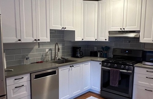 West Alameda Apartment | Backyard oasis with patio