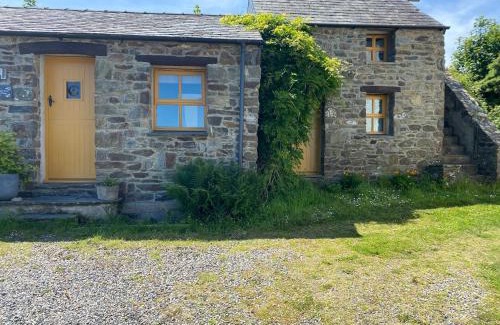 Moylegrove House | Badger Banc