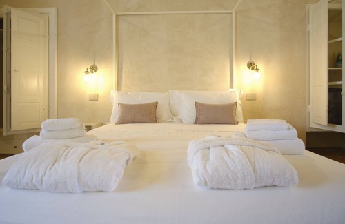 Camaiore Bed & Breakfast | Badia Giulia Prestigious Historical B&B