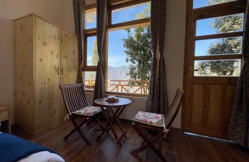 Pangot Hotel | Bagar Trails