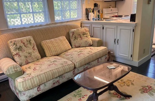 Bar Harbor Cottage | Bagatelle Guest House-On historic waterfront estate in Bar Harbor near Acadia NP
