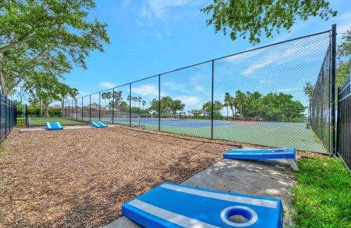 Ruskin Hotel | Bahia Waterview Suite Pool Tennis Beach Fishing