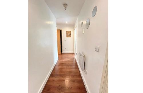 Bromley North Apartment | BAI HOUSE