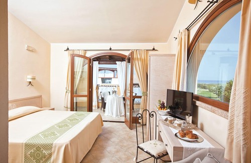 Porto Ottiolu Hotel | Baia Del Porto