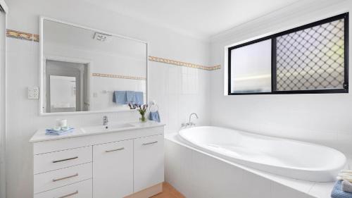 Salamander Bay House | Baie de Salamandre