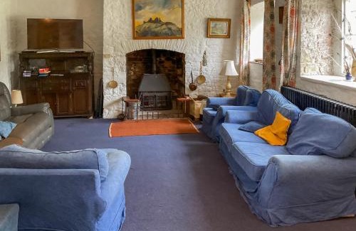 Llandybie House | Bailiffs House - Uk48744