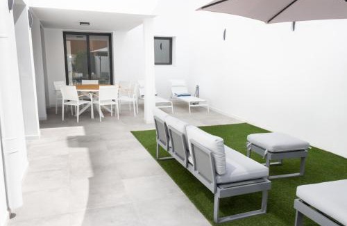 Vista de los Angeles-Rumina Apartment | Bajo con patio, Calle Cañada Aguilar 10