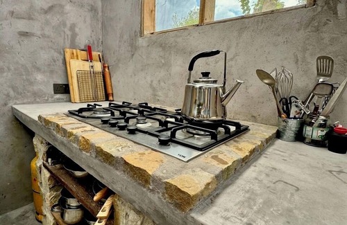 Mloka Cabin | Baker & Sons Safari Company