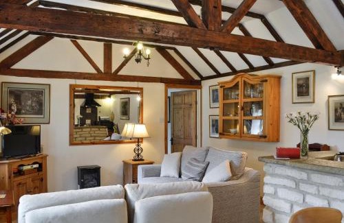 Ampney Crucis House | Bakery Cottage