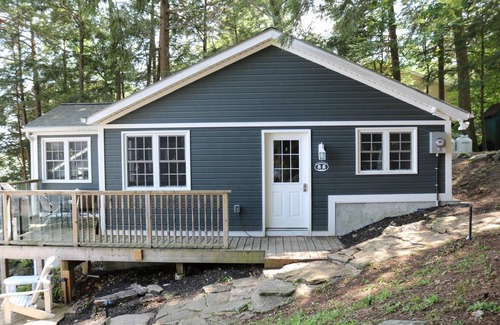 Torrance Cottage | Bala Charm (Muskoka Lake)nEnjoy your stay! Charming cottage Muskoka lake views!