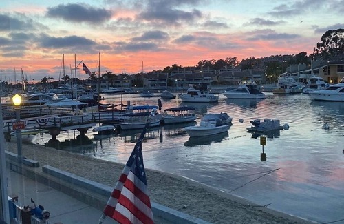 Corona del Mar House | BALBOA ISLAND 7 BEDROOMS SLEEPS 14