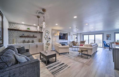 Afton Apartment | Balcony and Lake View Modern Condo in Monkey Island