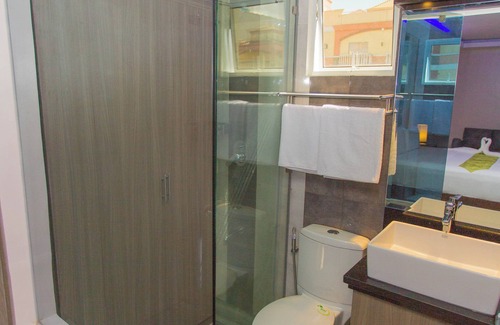 Balibago Hotel | Balcony Room#7 at Grand Central Hotel