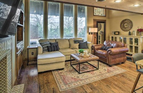 Afton Apartment | Balcony with Hot Tub Monkey Island Vacation Rental!