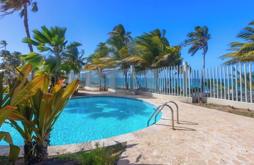 Herreras Apartment | Balcony With Views | Beachfront | Nice Pool