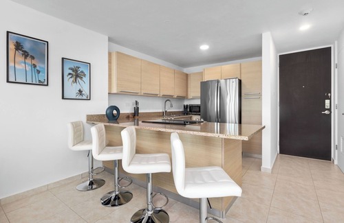 Herreras Apartment | Balcony With Views | Nice Pool | Beach Access