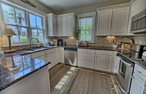 Rosemary Beach Cottage | Bali Cottage South Of 30a Luxury Rental/2 Bikes/KING BEDS/Just Steps to Beach!