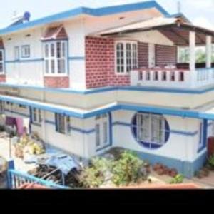 Stuart Hill House | Balkis homestay