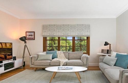 Bundanoon House | Ballogie Lodge