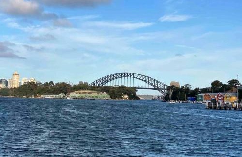 Balmain Apartment | Balmain Designer 1 Bedroom Apartment with Parking