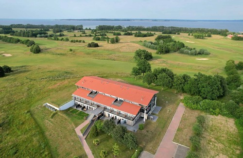 Hohen Wieschendorf Apartment | Baltic Sea vacation at the golf course in a 2-room apartment (bicycle box available)