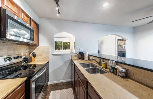 South Lamar House | Bamboo Oasis Unit 2