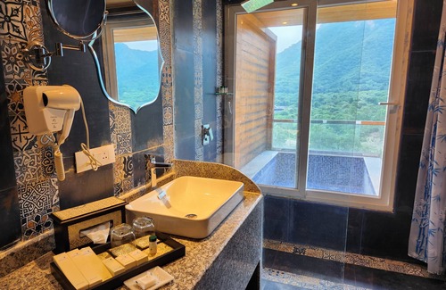 Udaipur District Resort | Bamboo Saa Resort & Spa