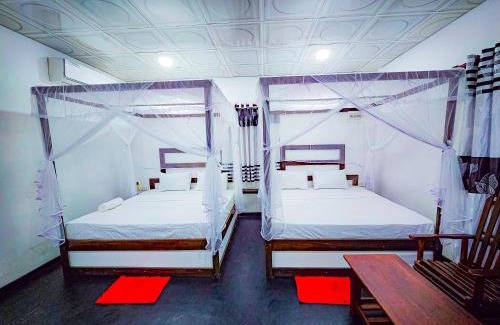 Udawalawa House | Banana Shade Cottage