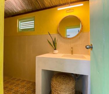 Pottuvil Division 2 House | Banana Surf House