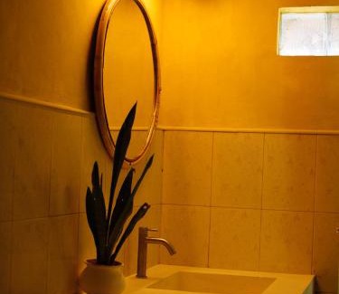 Pottuvil Division 2 House | Banana Surf House