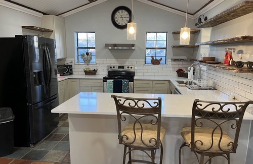 Bandera Other | Bandera Texas Rooster Cogburn's Guest-house with pool