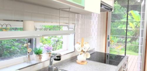 Seongsan House | Bandi House