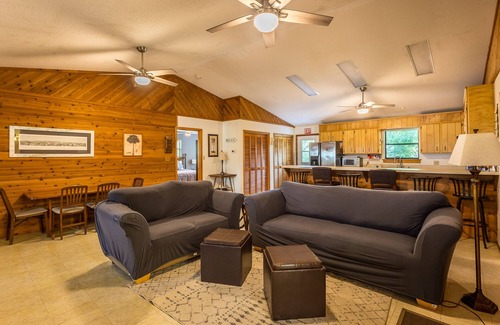 Alligator Point House | Bandit's Cove 2BR/2BA bayfront home