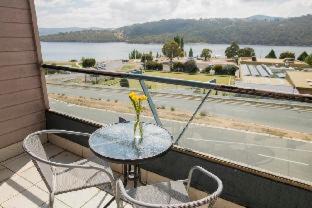 Jindabyne Hotel | Banjo Paterson Inn