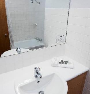 Jindabyne Hotel | Banjo Paterson Inn