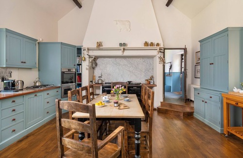 Penrith House | BANK BARN, WREAY, family friendly, with open fire in Watermillock