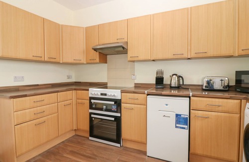 Forfar Cottage | BANKHEAD OF LOUR BUNGALOW, pet friendly, with open fire in Forfar