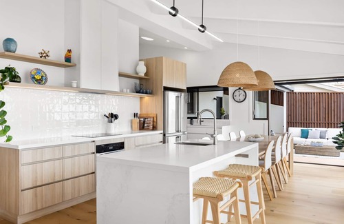 Mollymook House | Banksia Beach House - Your Resort Style Coastal Retreat