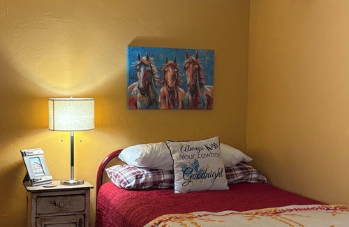 Meeker House | Bar 7 Bunk House - perfect for OHV travelers!