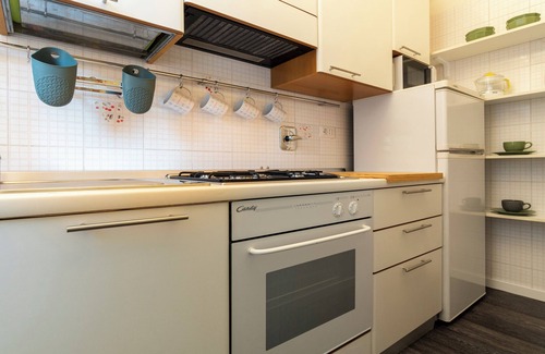 Saragozza-Porto Apartment | Baracca 7 A - One Bedroom Apartment, Sleeps 4