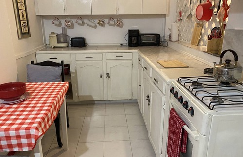 Pine Gardens Apartment | Barbados Chi Guest House