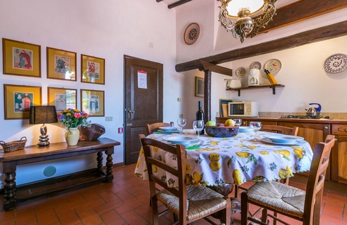 Colle di Val d'Elsa Apartment | Bardeggiano - Caterina 1 by Interhome