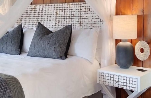 Addo Cabin | Barefoot Addo Elephant Lodge