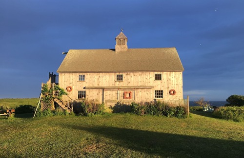 New Shoreham House | Barn at Schooner Point- A Romantic Escape