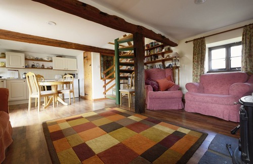 Trecastle House | Barn Cottage on a Welsh hill farm in the Brecon Beacons