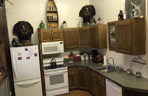 Dresden Cabin | Barndominium that is Pet friendly, near wineries & Woodbury Wildlife Area .