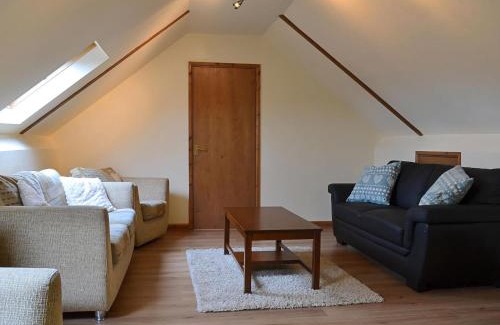 Clippesby House | Barnex