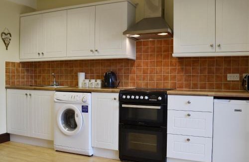Clippesby House | Barnex