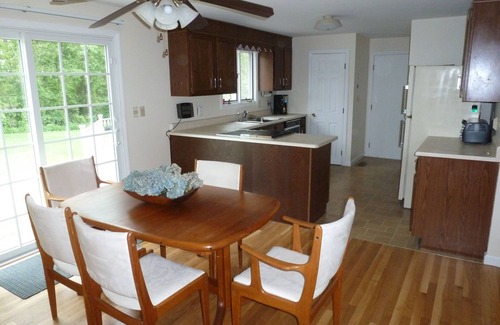 Barnstable House | Barnstable Village Private Pool